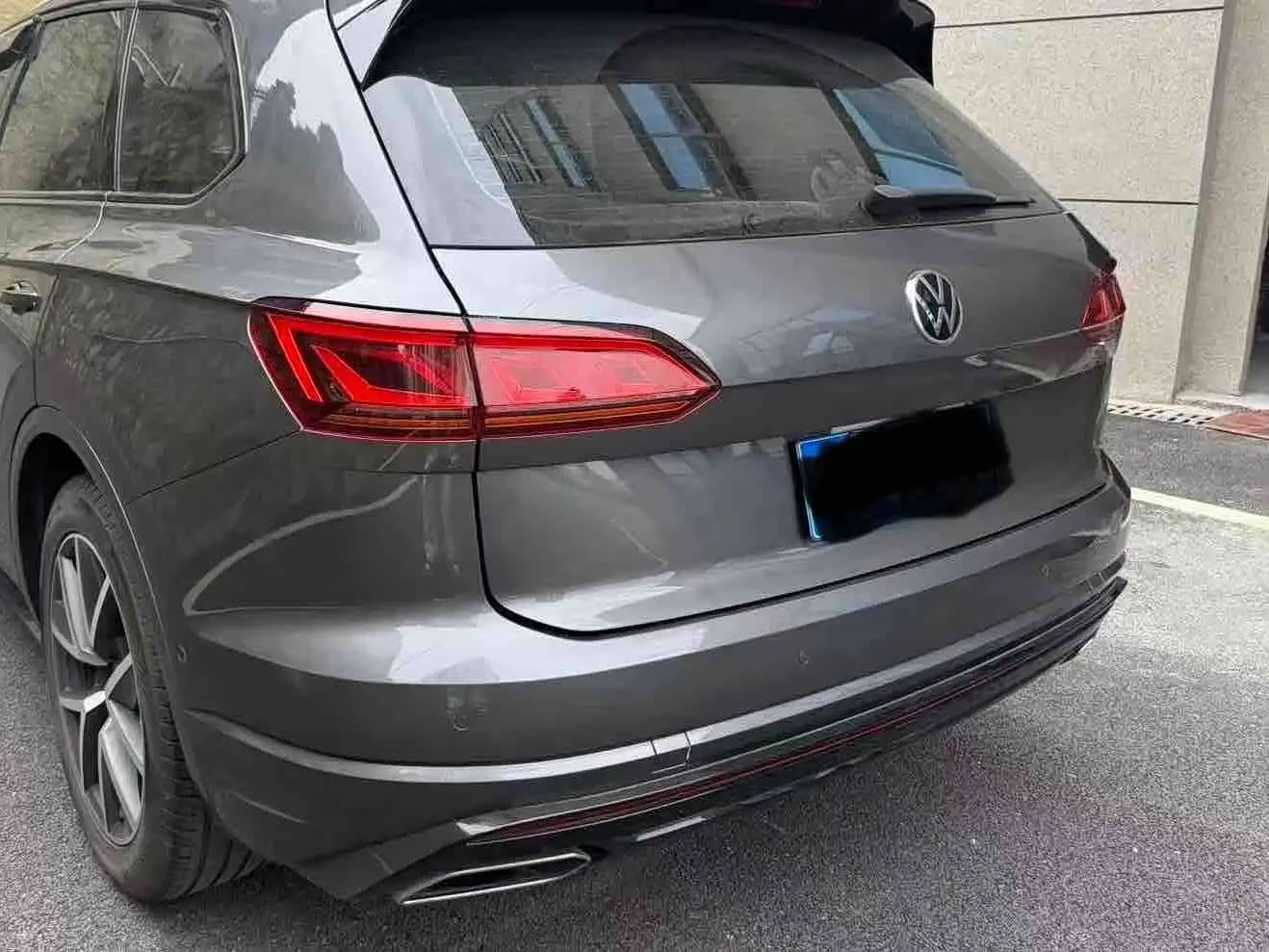Volkswagen Touareg 2021 — Photo 4/8