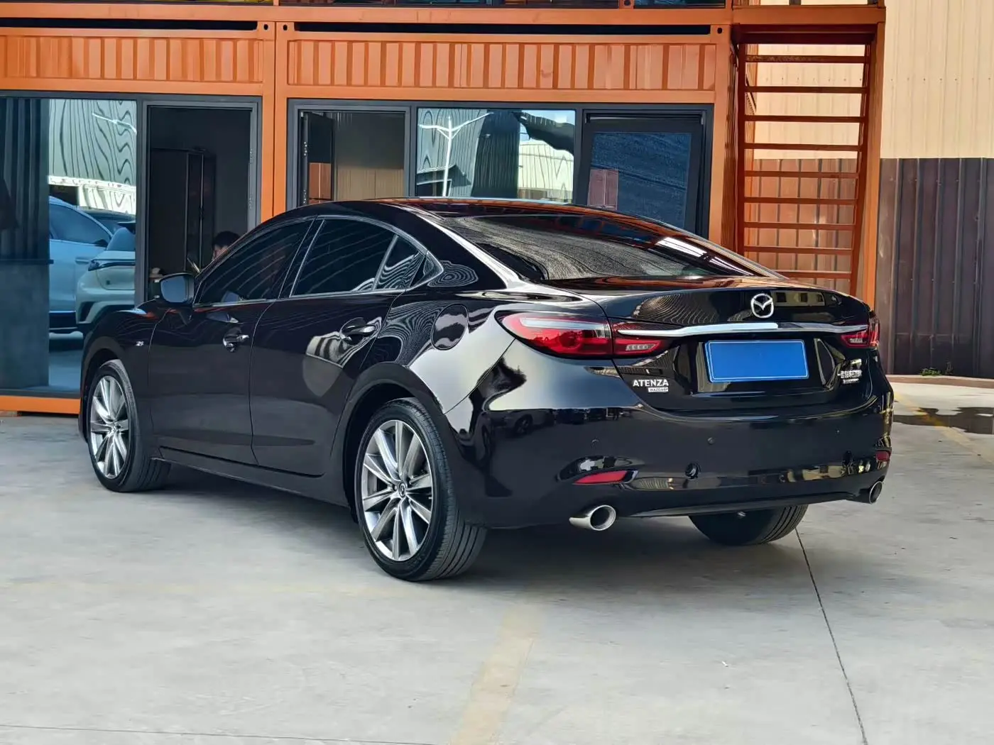 Mazda Atenza 2022 — Photo 7/9