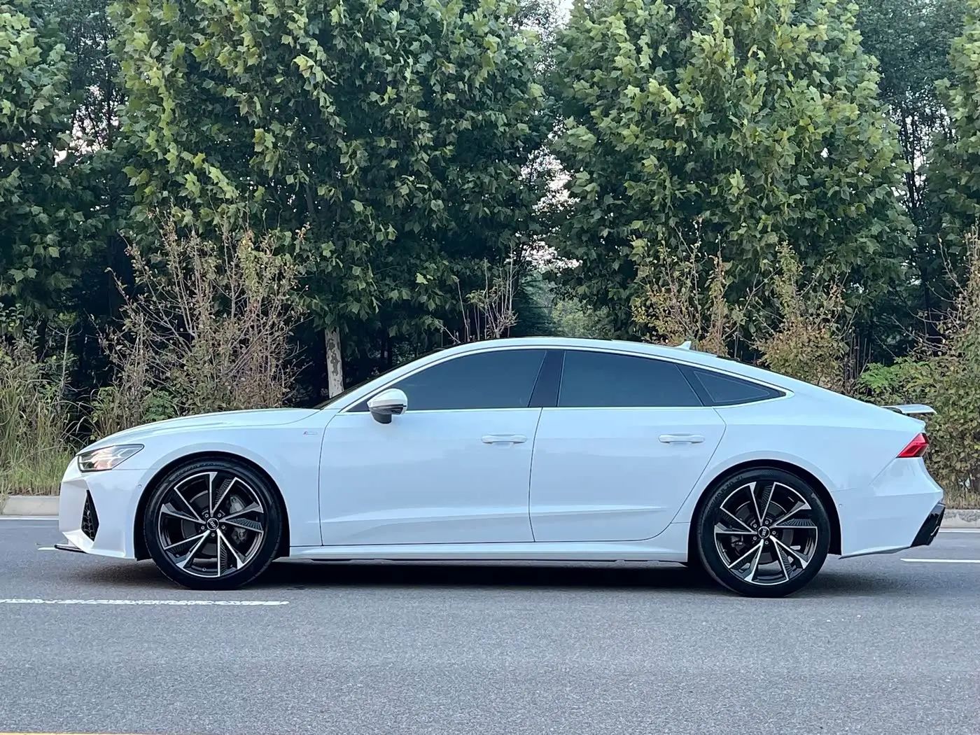 Audi A7 2023 — Photo 2/16
