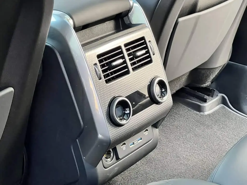Land Rover Range Rover Sport 2019 — Photo 19/19