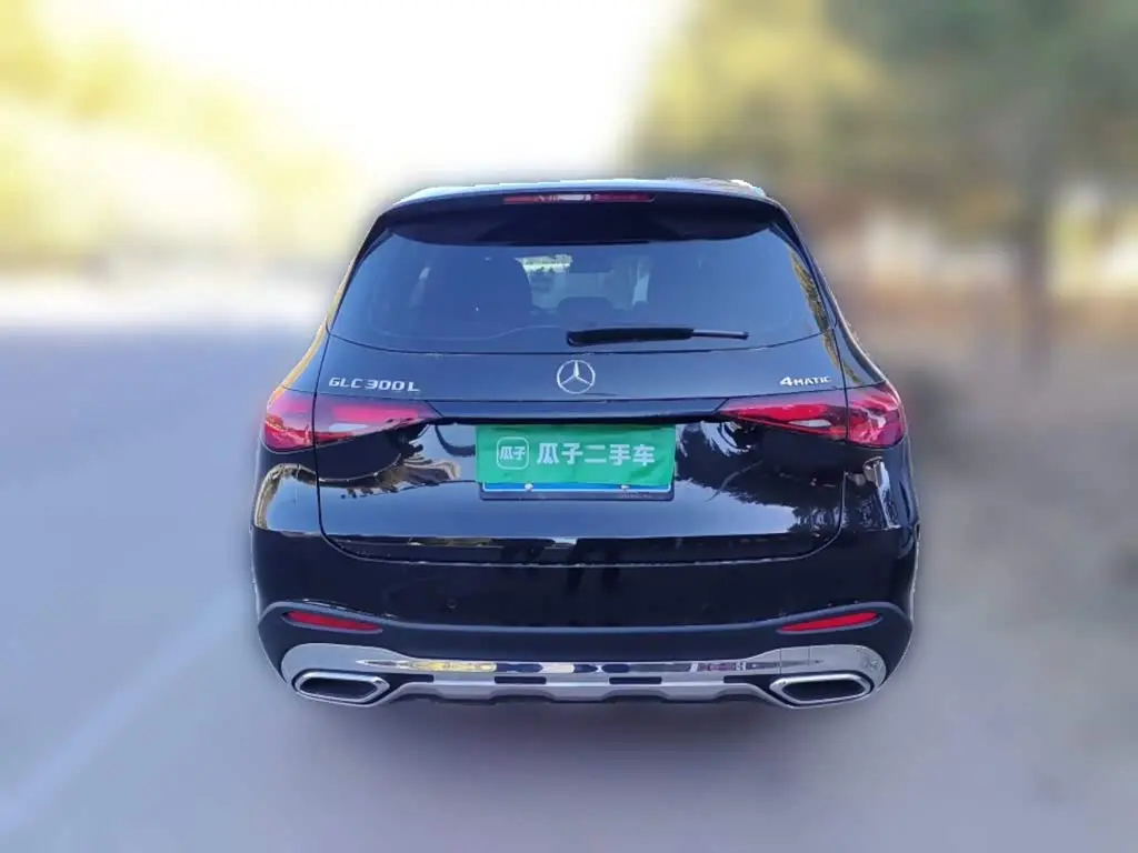 Mercedes-Benz GLC 2024 — Photo 3/20