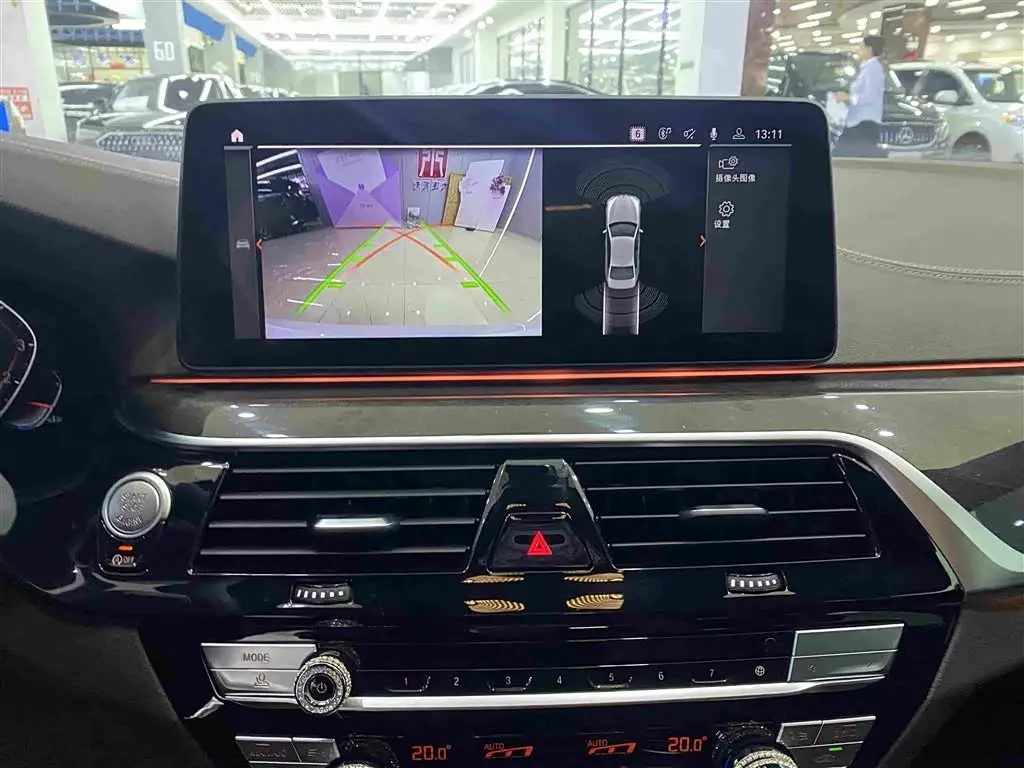 BMW 5 Series 2021 — Photo 9/18