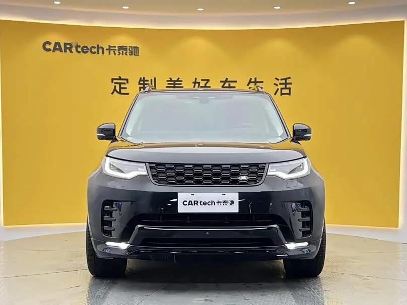 Land Rover Discovery 2024 — Photo 2/20