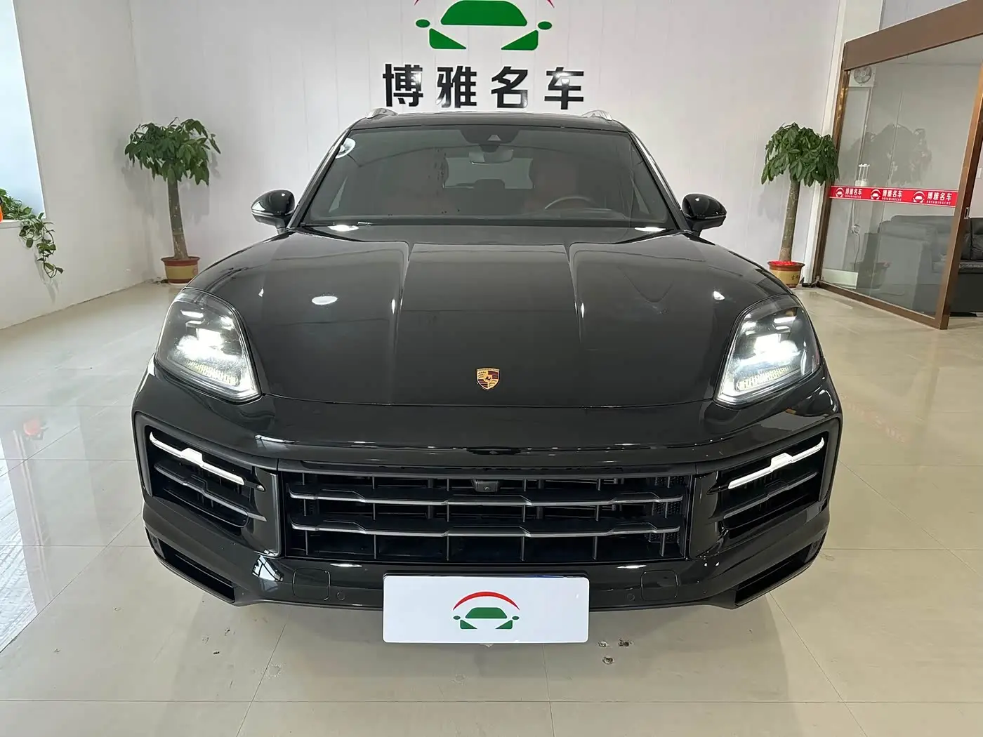 Porsche Cayenne, 2023