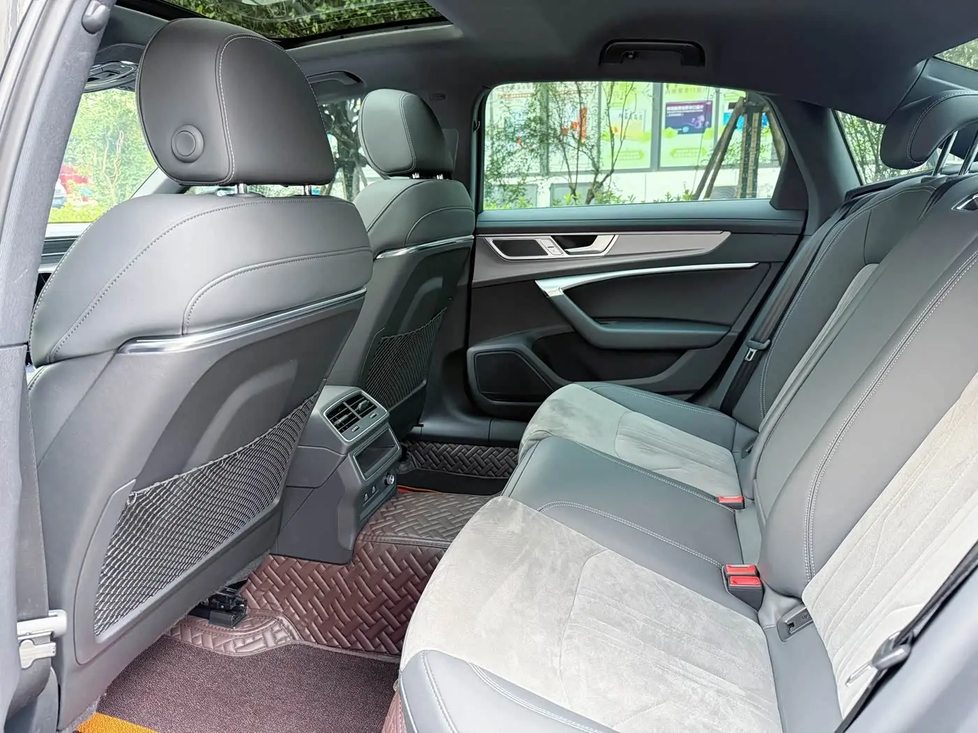 Audi A6L 2024 — ფოტო 11/17
