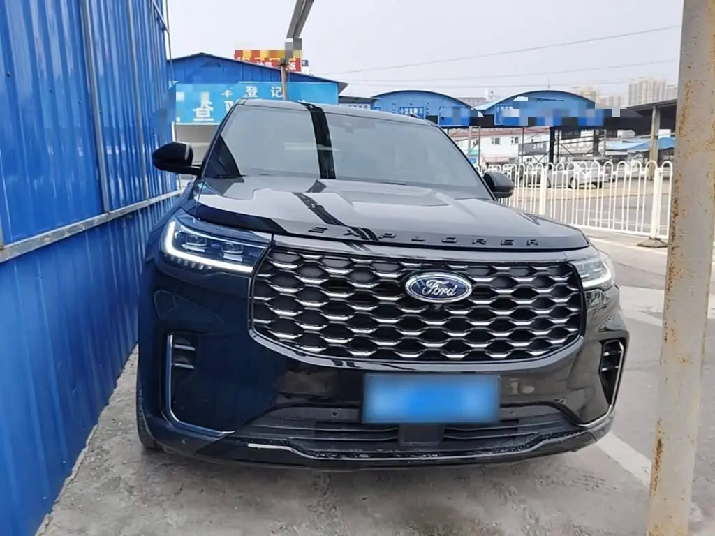 Ford Explorer 2023 — Şəkil 3/20