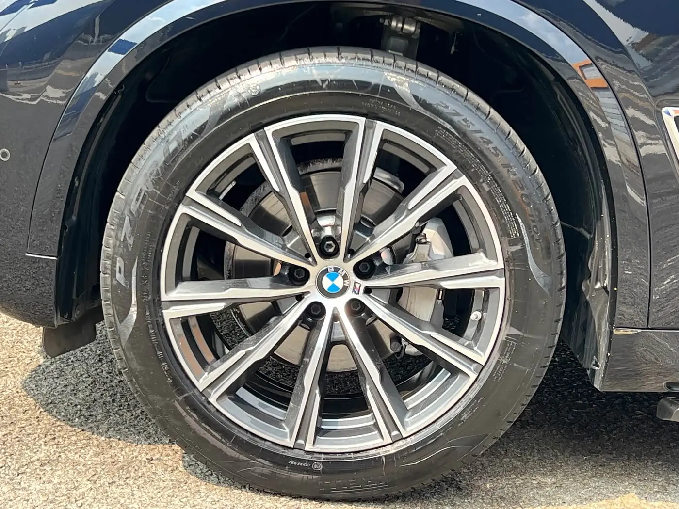 BMW X5 2023 — Photo 18/20