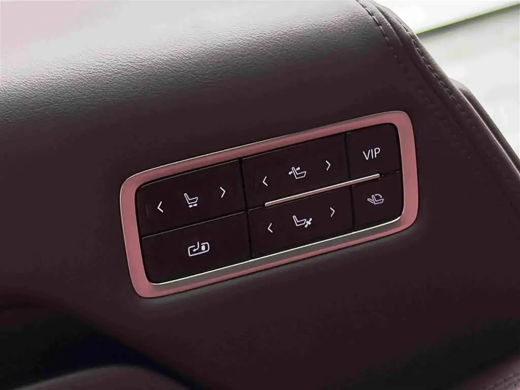 Buick Century 2024 — Photo 13/20