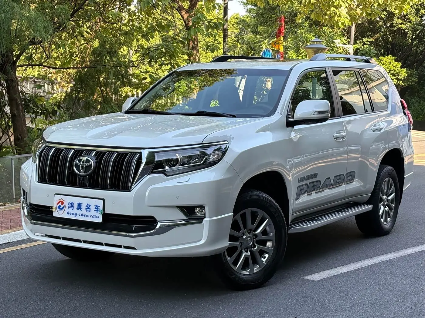 Toyota Prado 2020 — Фото 1/20