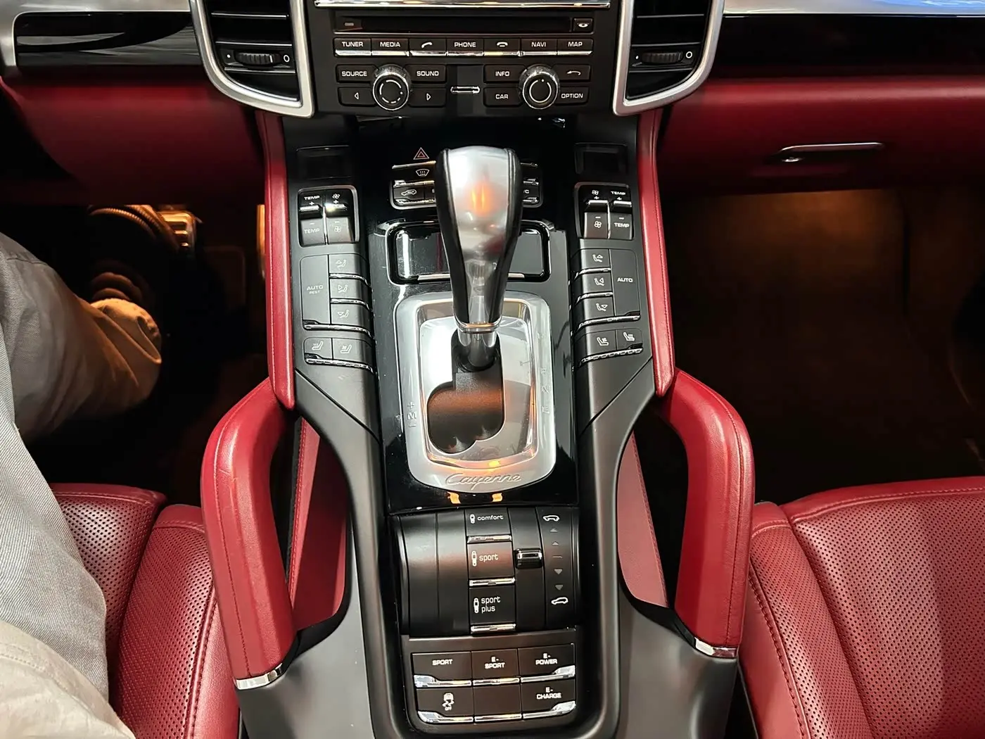 Porsche Cayenne New Energy 2016 — Şəkil 10/14