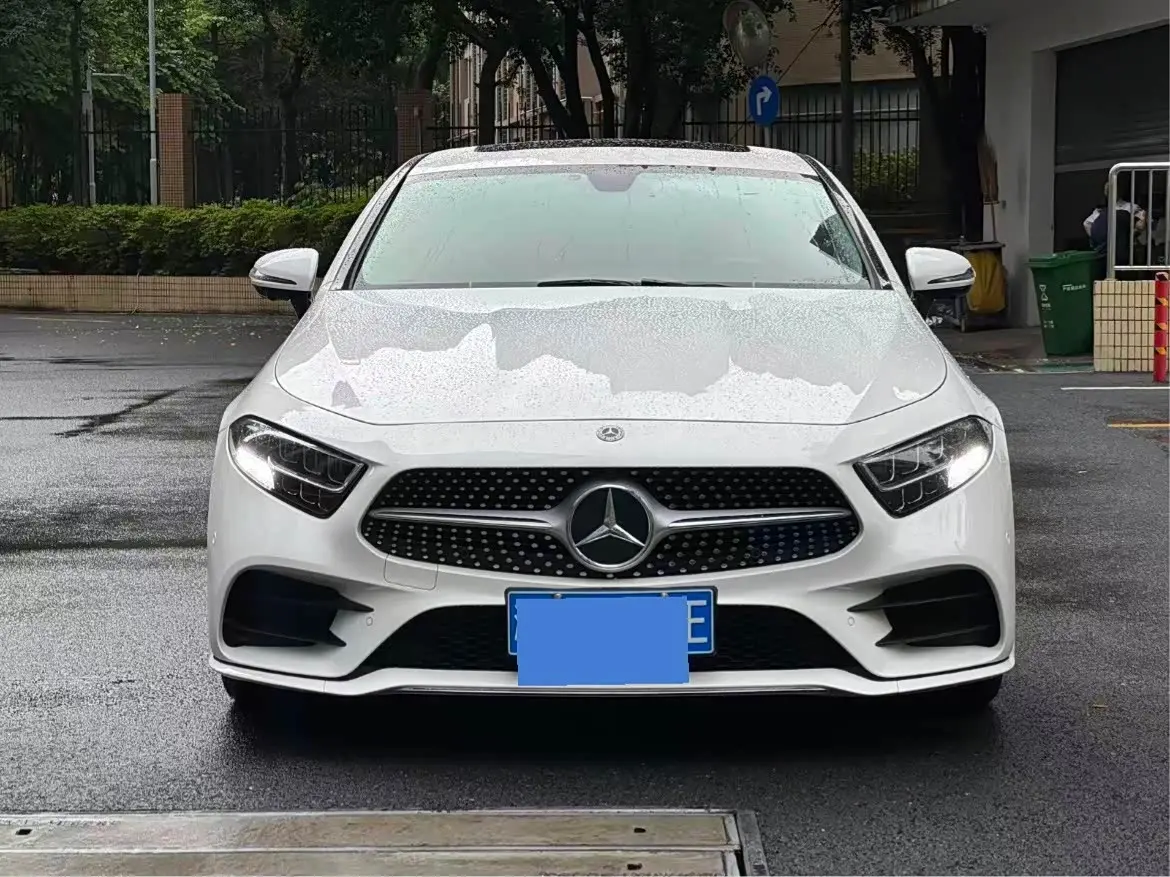 Mercedes-Benz CLS 2021 — Photo 1/11