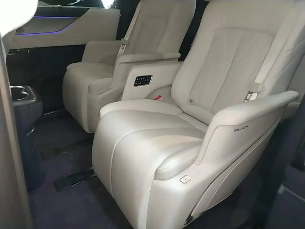 Buick GL8 New Energy 2025 — ფოტო 17/20