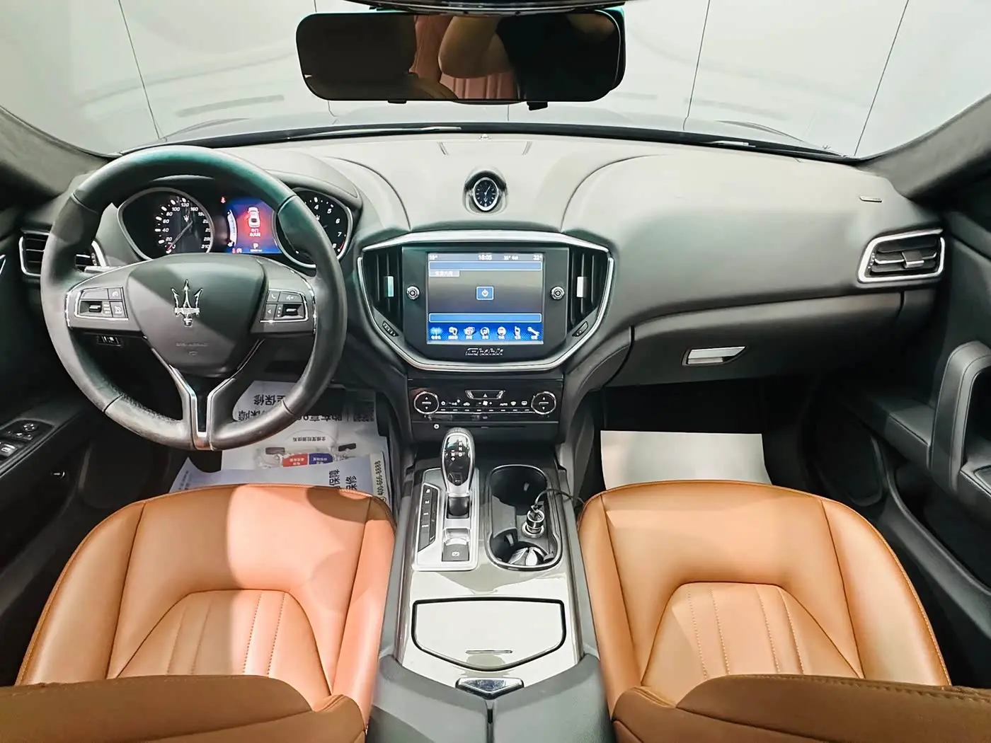 Maserati Ghibli 2016 — ფოტო 18/20