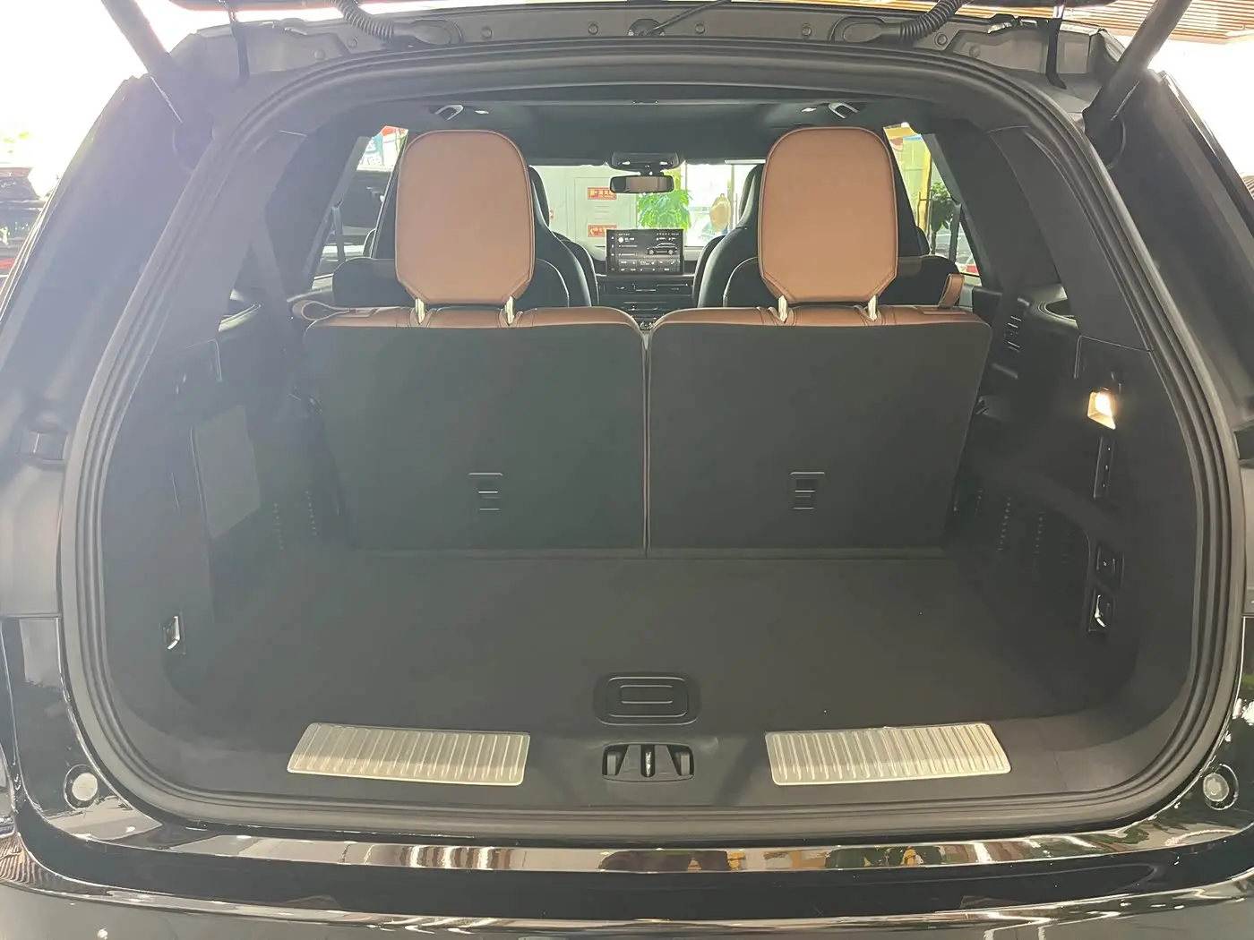 Lincoln Aviator 2020 — Şəkil 13/14