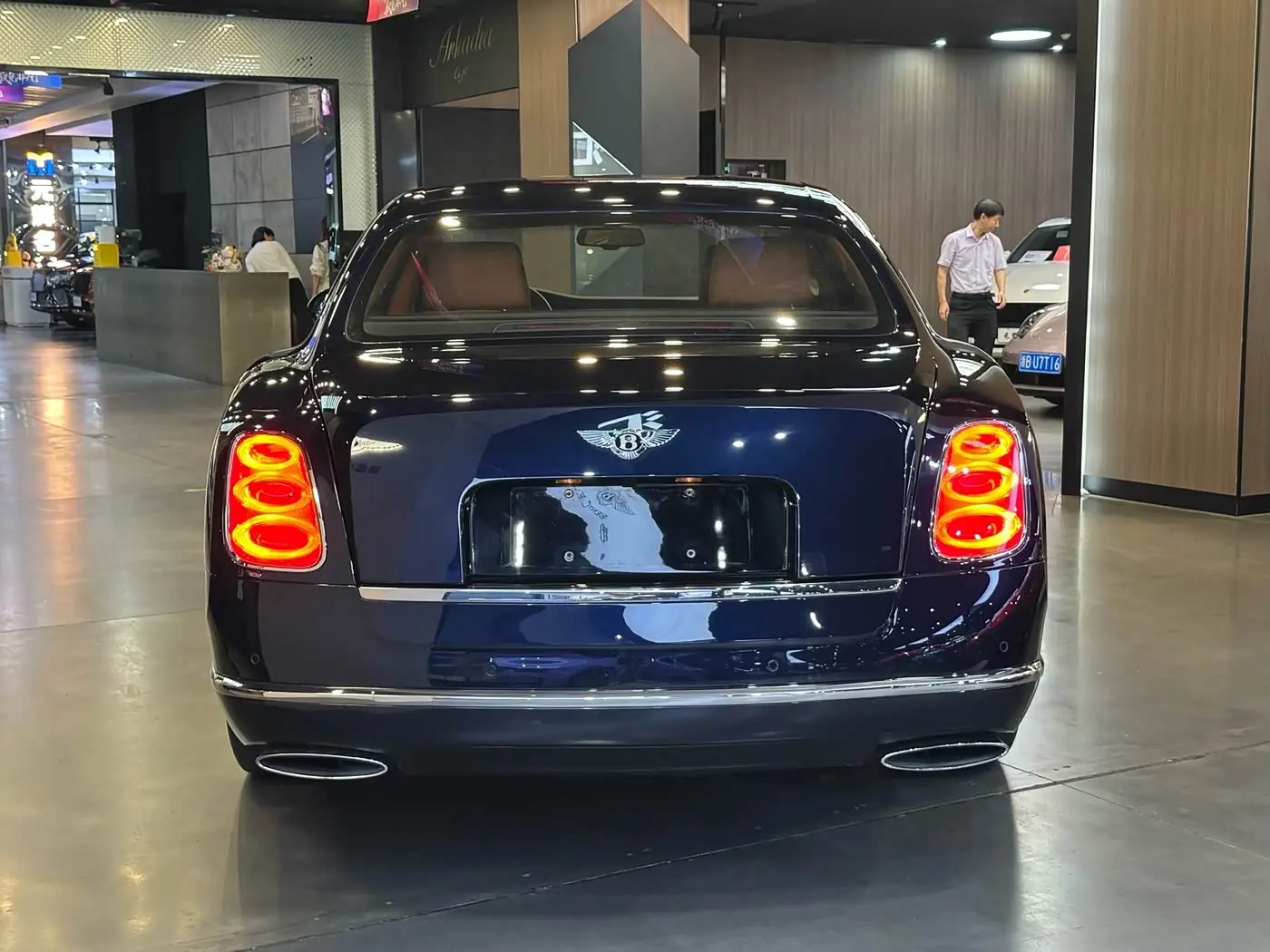Bentley Mulsanne 2013 — Фото 5/20