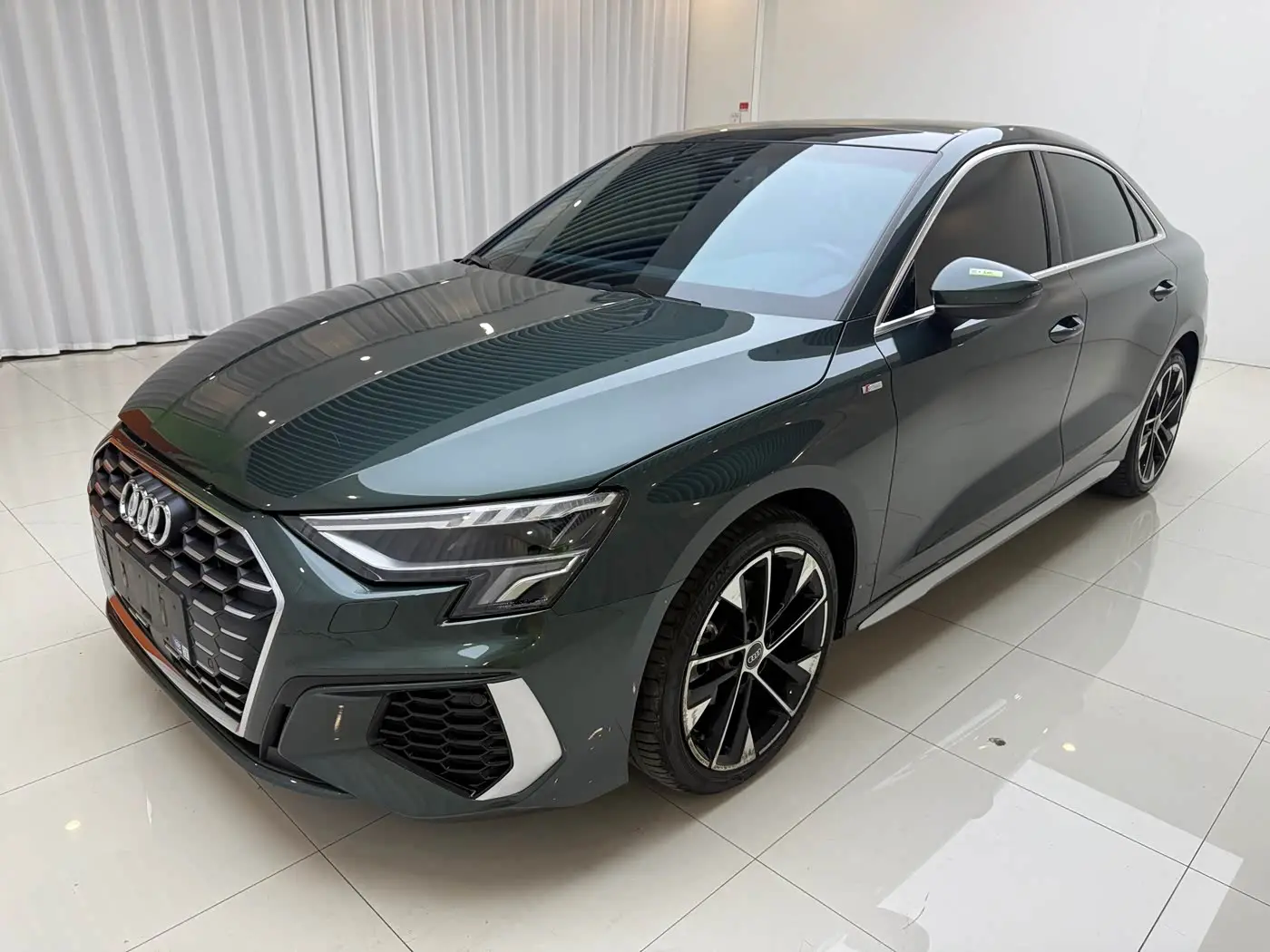 Audi A3 2022 — Photo 1/16