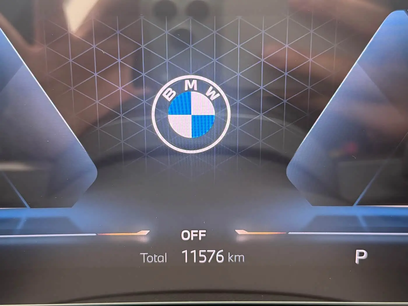 BMW 5 Series 2025 — Photo 13/17