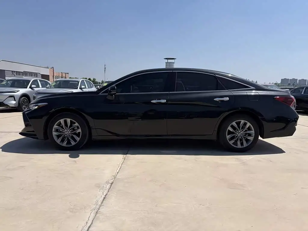 Toyota Avalon 2022 — Şəkil 4/19