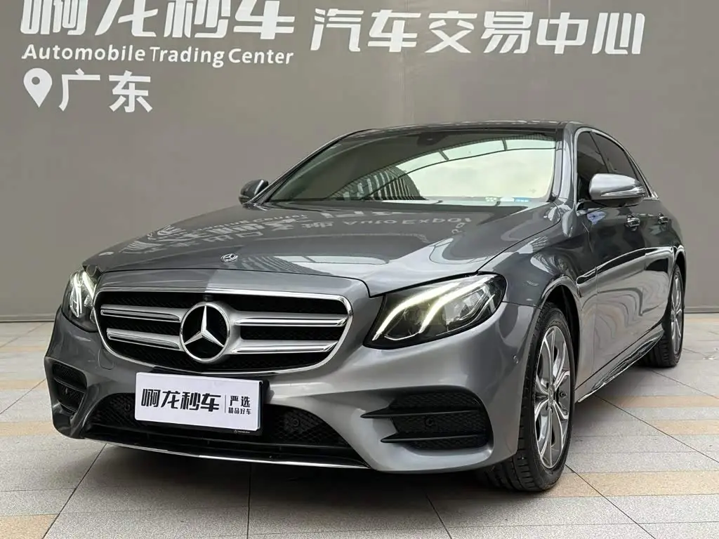 Mercedes-Benz E-Class 2020 — Фото 19/20