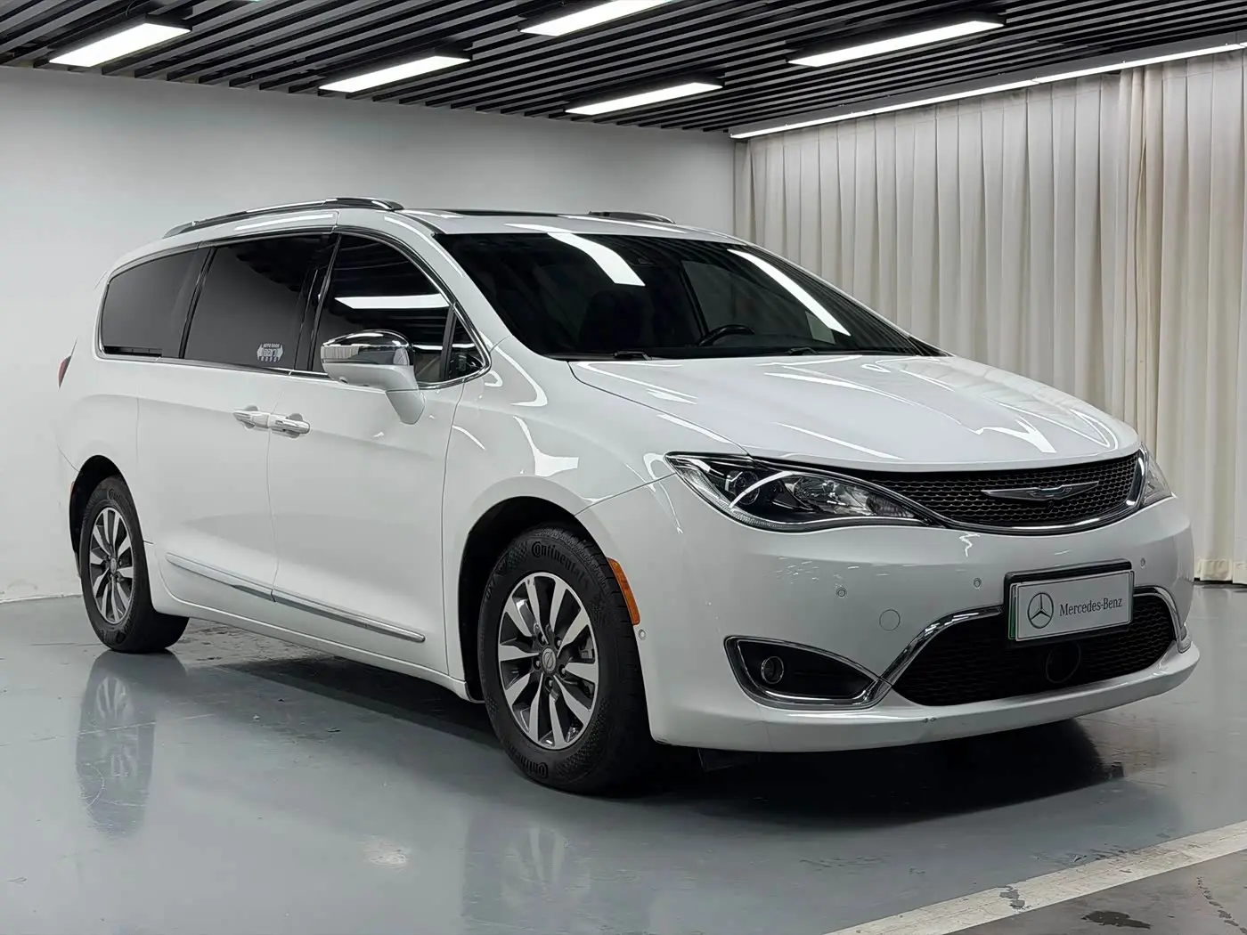 Chrysler Grand Caravan PHEV 2021 — Photo 3/19