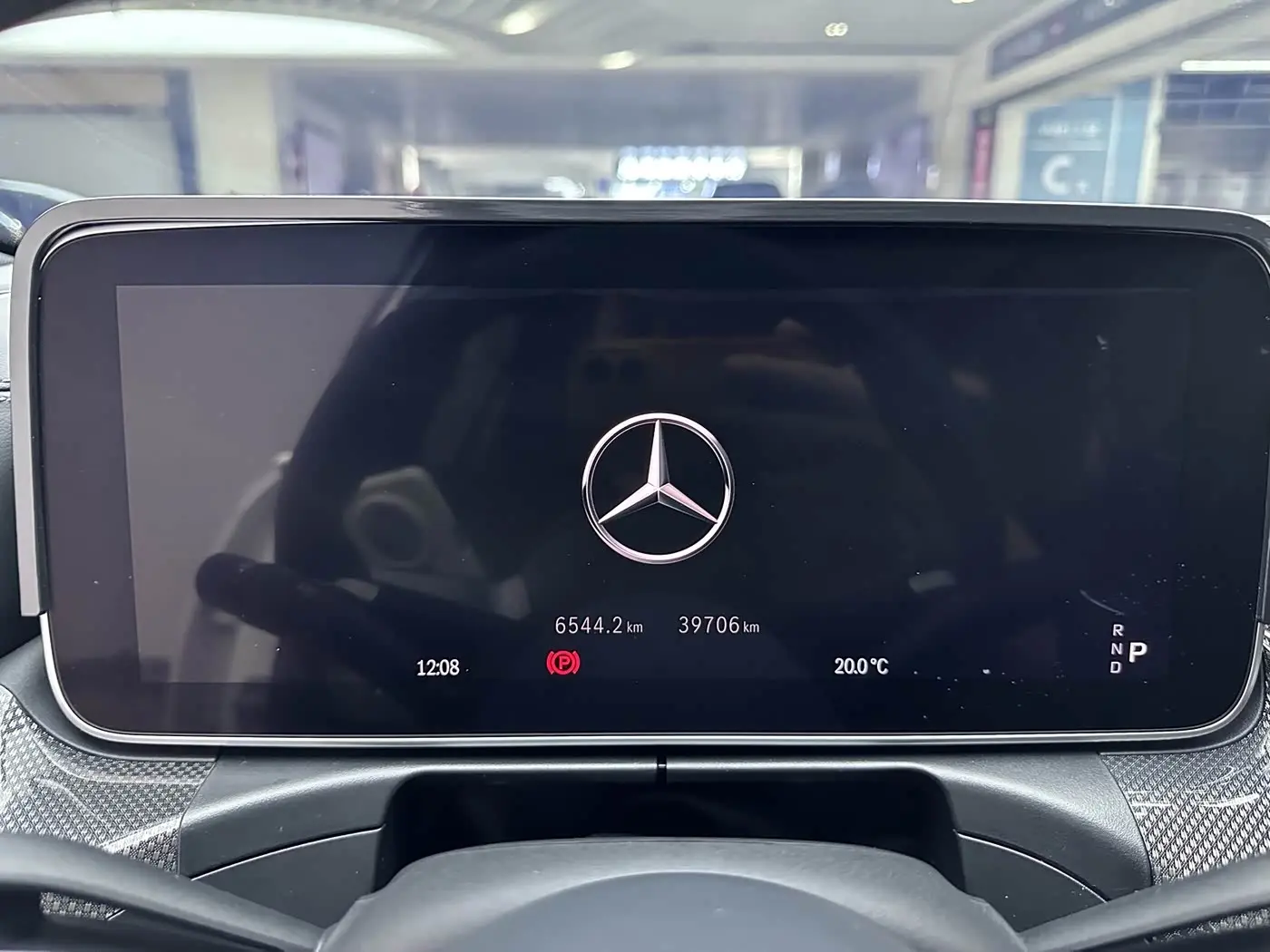 Mercedes-Benz C-Class 2024 — Photo 15/20
