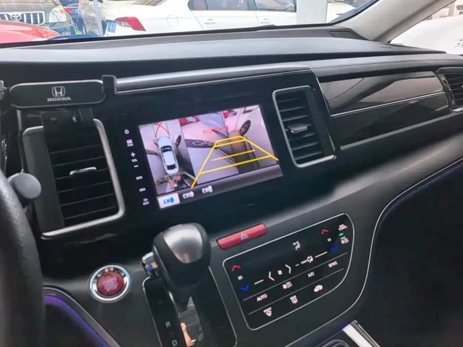 Honda Elysion 2019 — Şəkil 13/16