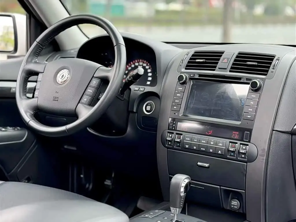 Kia Borego 2015 — Photo 19/20
