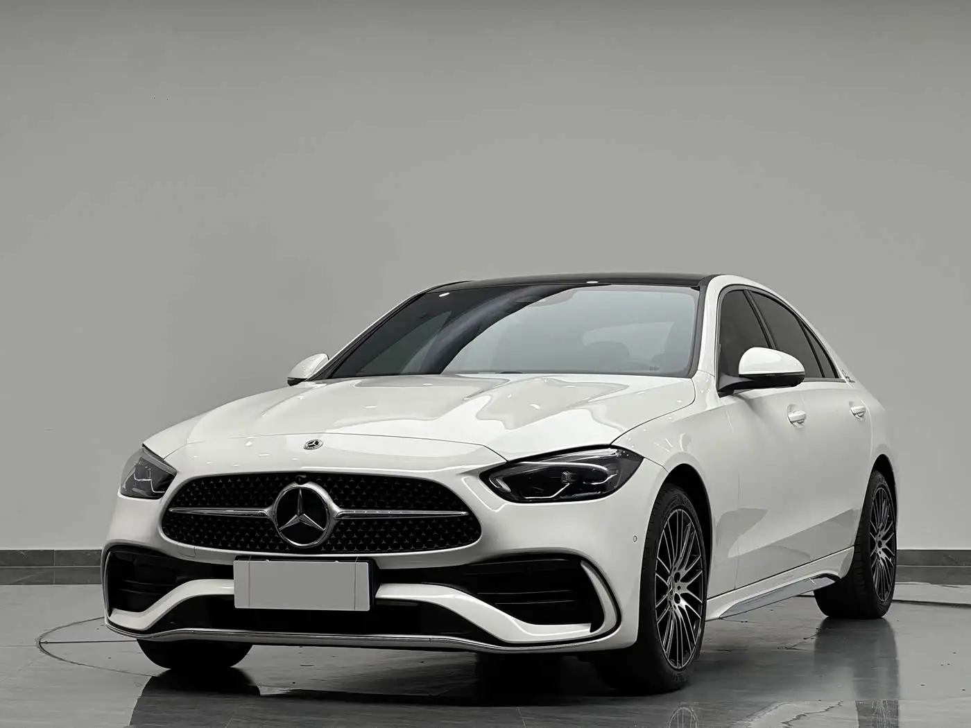 Mercedes-Benz C-Class, 2024