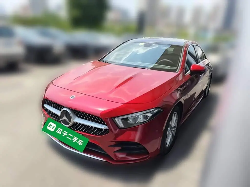 Mercedes-Benz A-Class 2019 — Фото 3/20