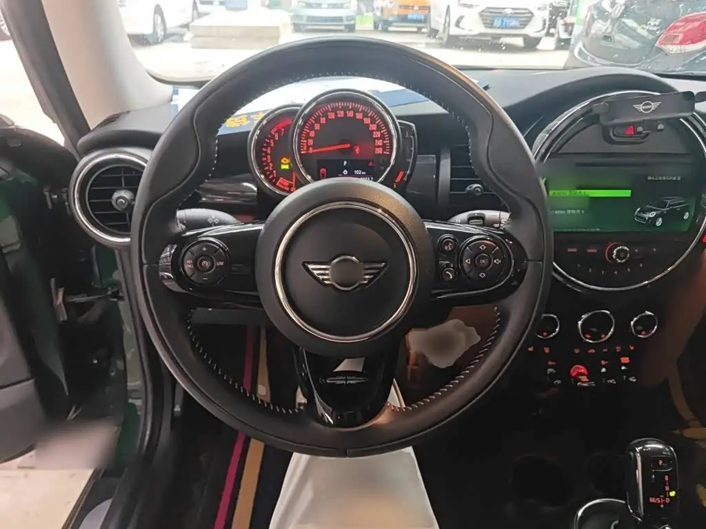 MINI MINI 2019 — Photo 3/20
