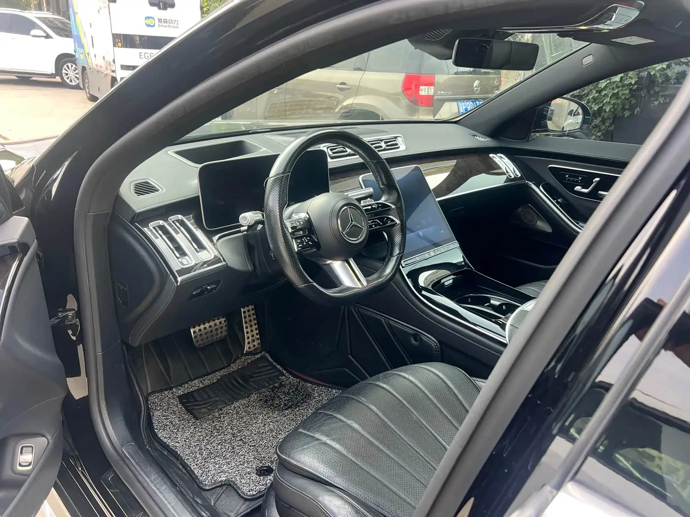 Mercedes-Benz S-Class 2021 — Photo 6/8