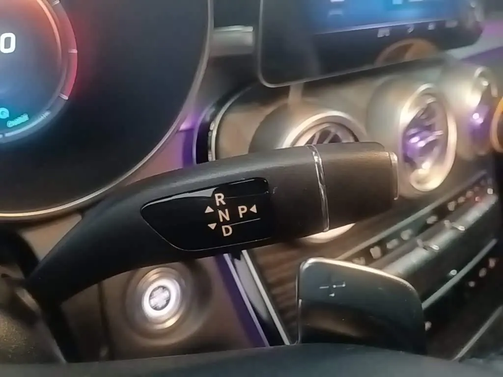 Mercedes-Benz C-Class 2020 — Фото 14/20