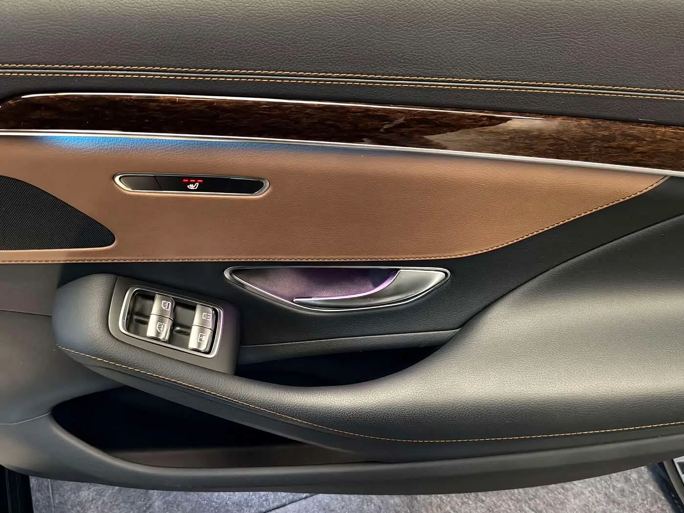 Mercedes-Benz S-Class 2019 — Photo 13/20