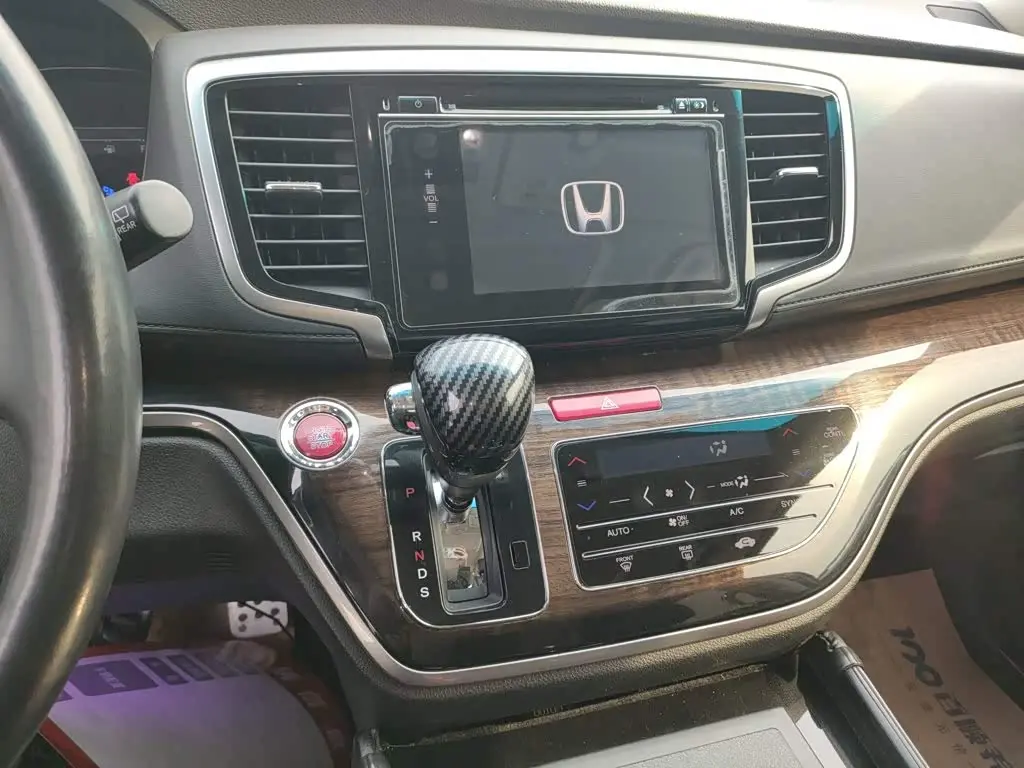 Honda Odyssey 2018 — Photo 13/20