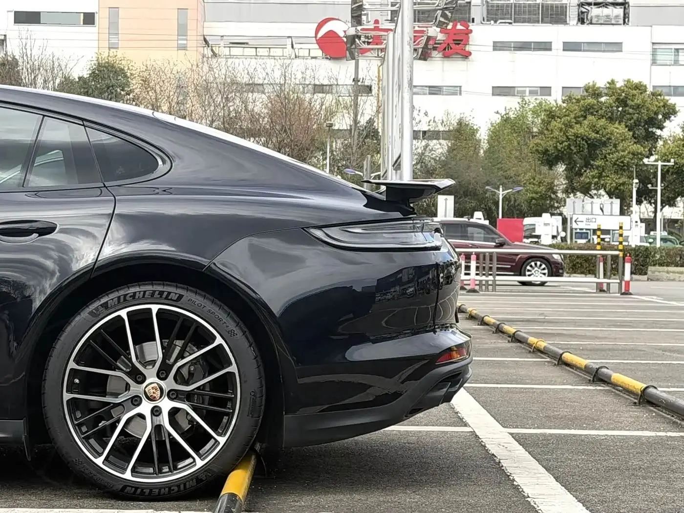 Porsche Panamera 2022 — Photo 3/9