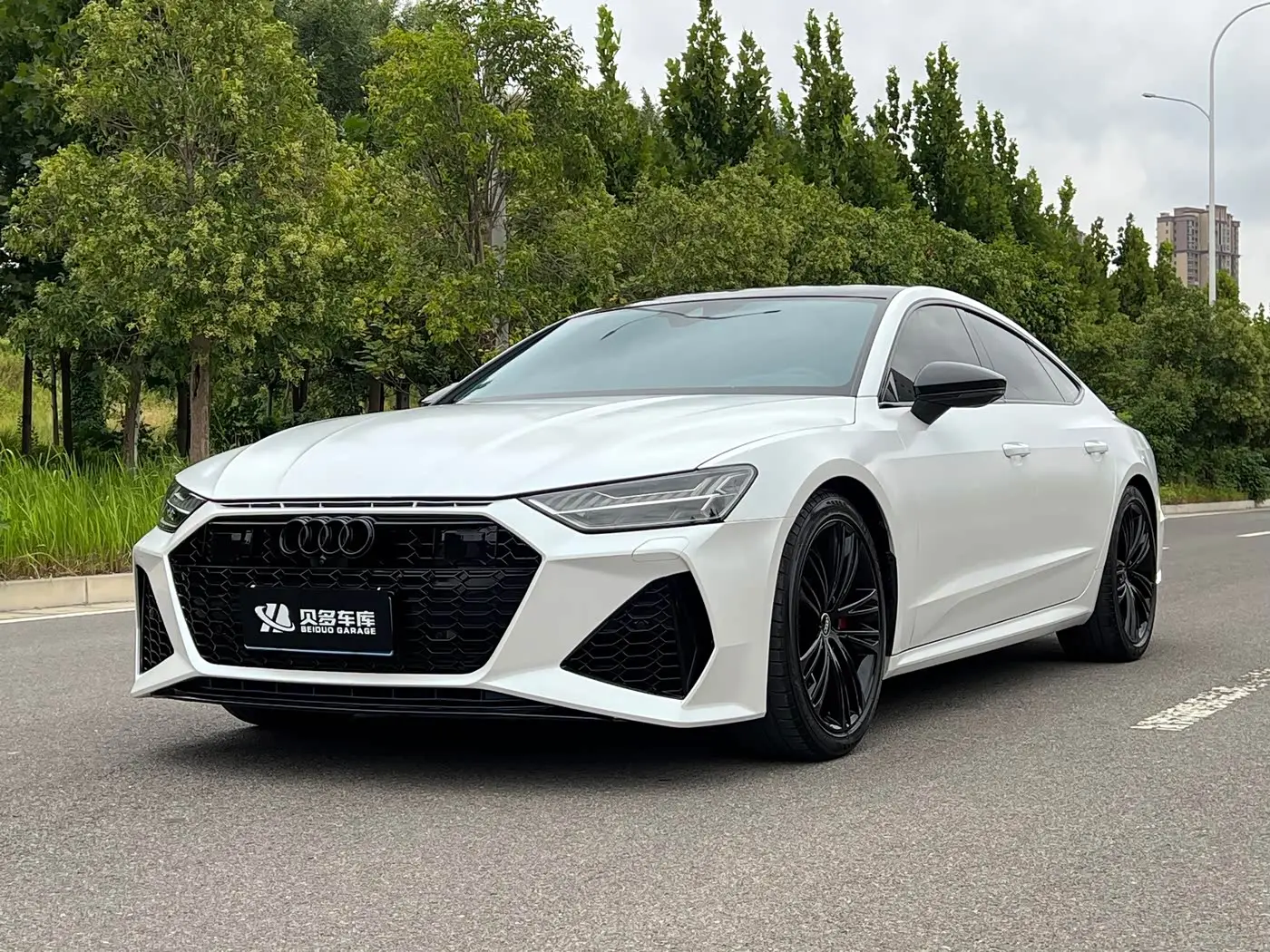 Audi A7 2021 — Фото 1/16