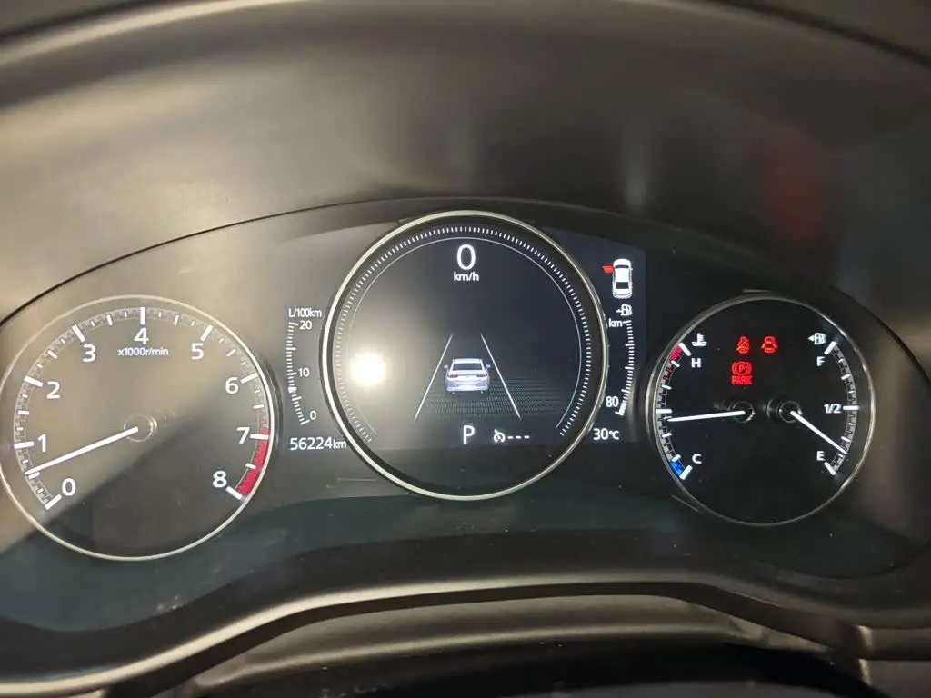 Mazda Mazda3 Axela 2022 — Photo 7/20