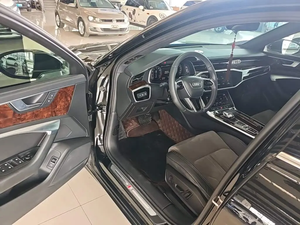 Audi A6L 2020 — Photo 16/20