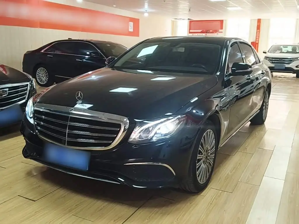 Mercedes-Benz E-Class 2020 — Фото 2/20