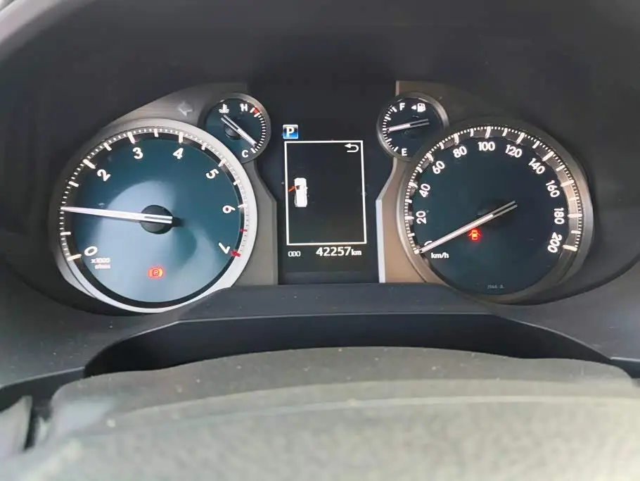 Toyota Prado 2019 — Фото 14/16