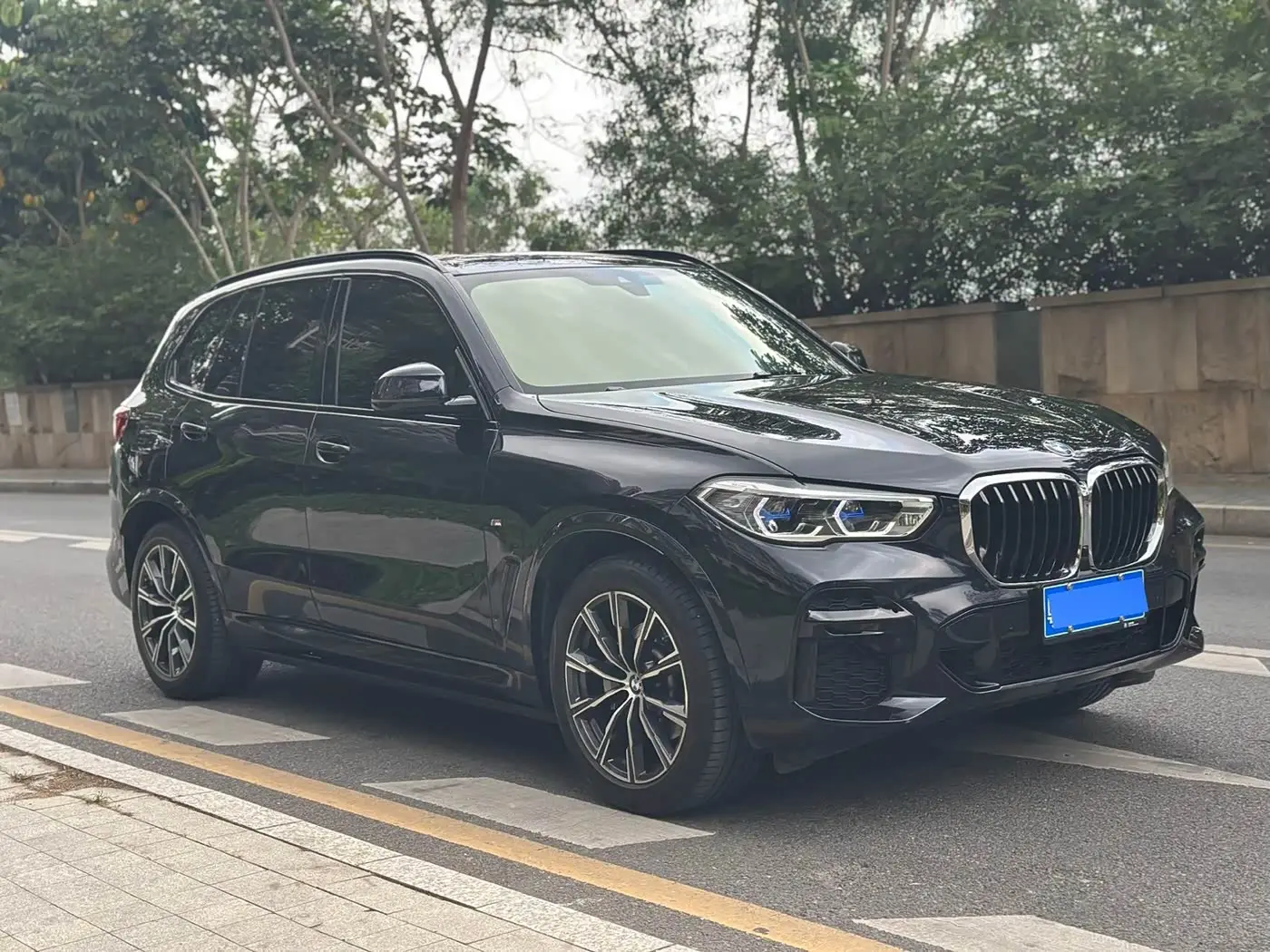 BMW X5 2022 — Photo 3/16