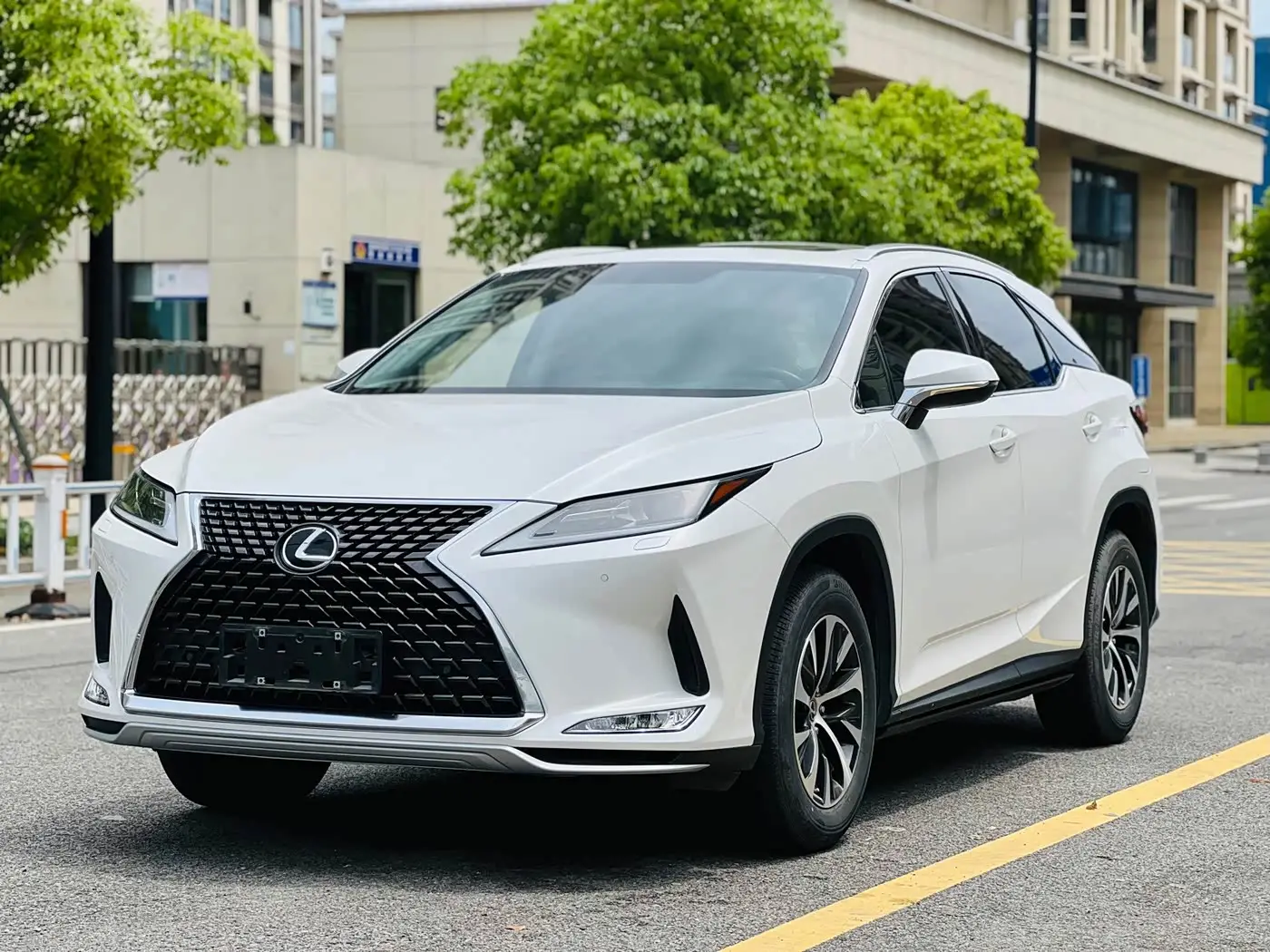 Lexus RX, 2021