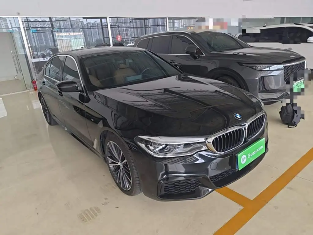 BMW 5 Series 2020 — Photo 4/20