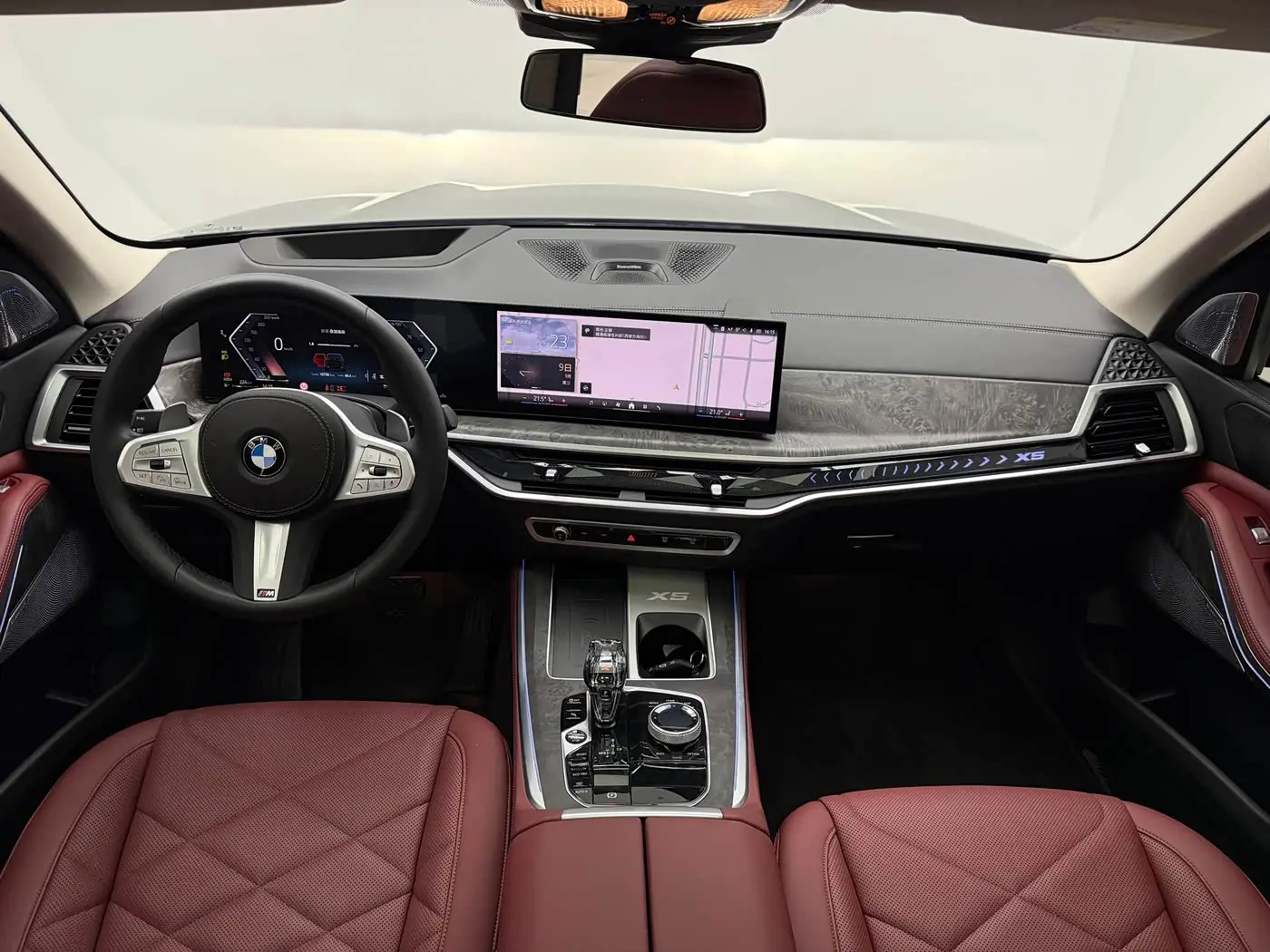BMW X5 2024 — Photo 8/20