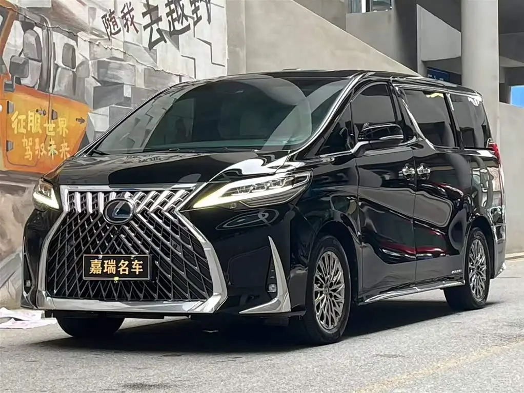 Lexus LM 2020 — Фото 1/15
