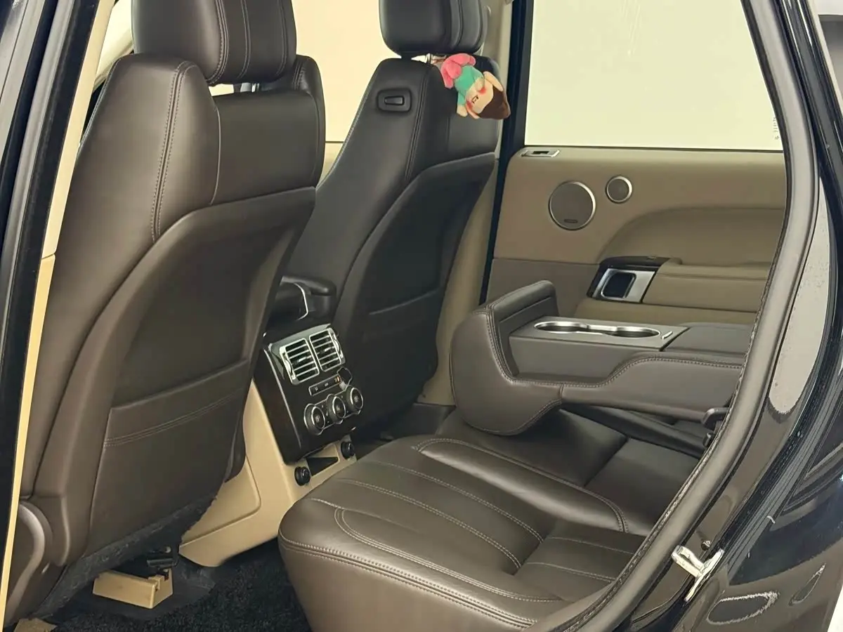 Land Rover Range Rover 2015 — Photo 16/20