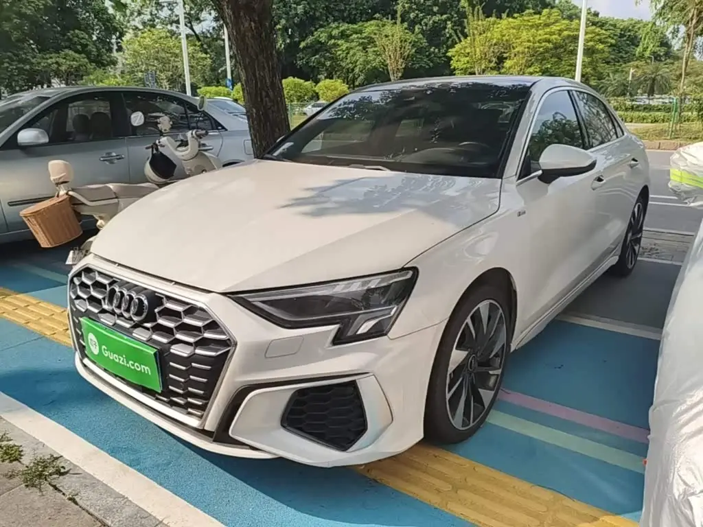 Audi A3 2024 — Photo 2/20