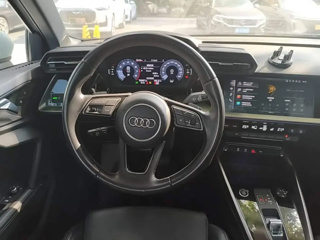 Audi A3 2024 — Photo 11/20