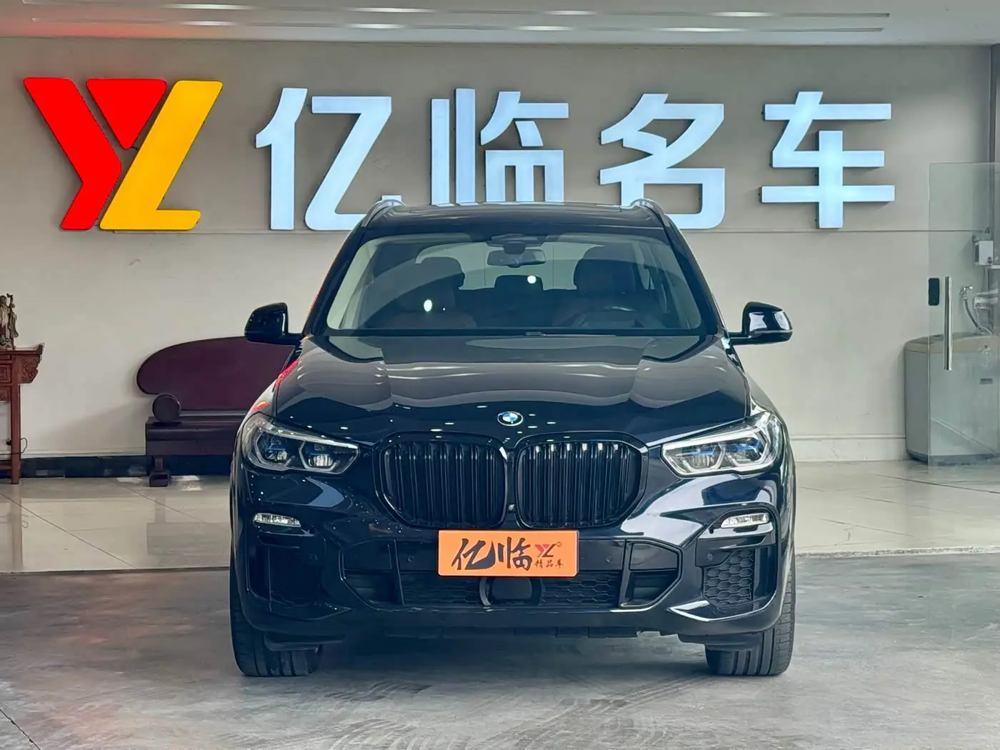 BMW X5 2019 — Фото 2/18