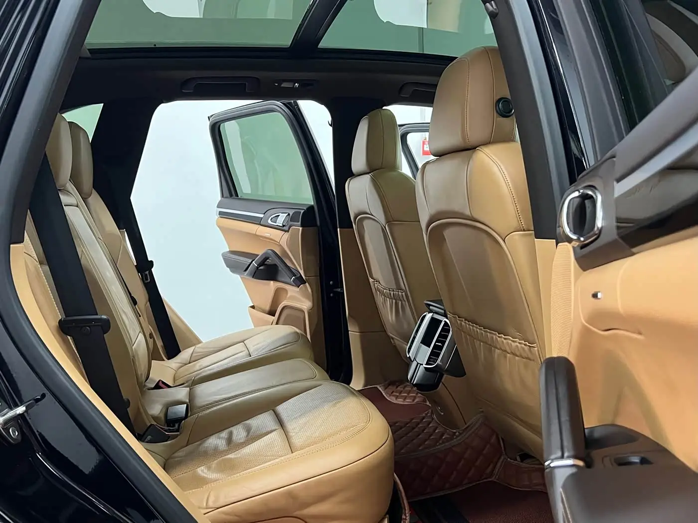 Porsche Cayenne 2014 — Photo 10/19